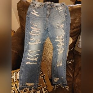 Kan Can distressed jean